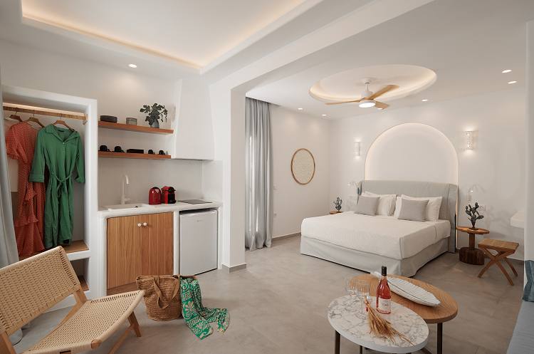 Agia Anna Studios Apartments in Naxos