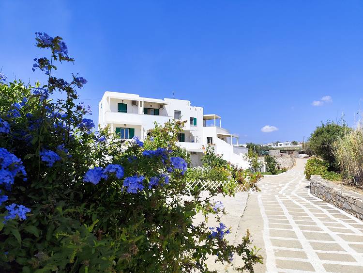 Naxos Studios Farma